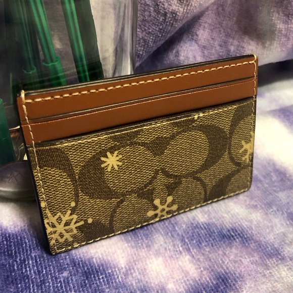 Coach Card Holder Snowflake - Picture 3 of 16